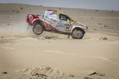 Khalid Al-Qassimi in action with Overdrive Racing at the Abu Dhabi Desert Challenge